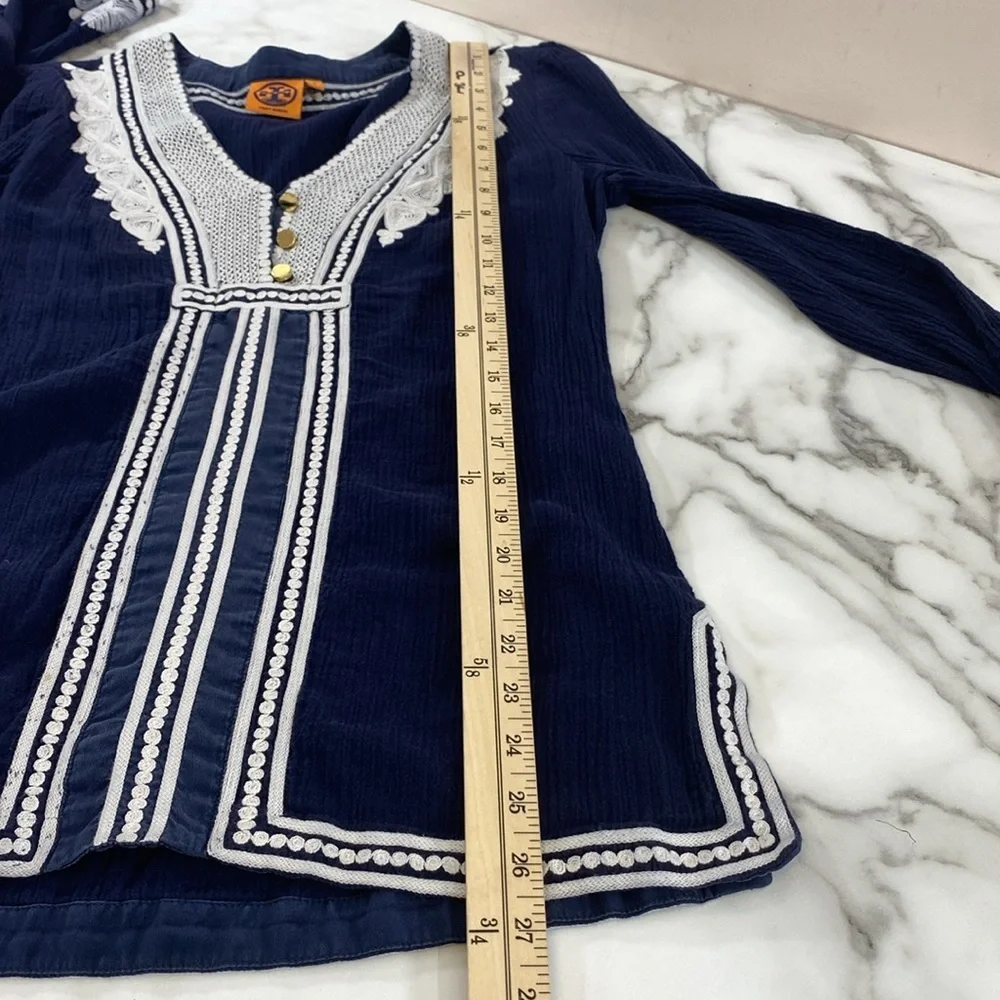 Tory Burch Tunic Blouse Top Womens Size 8 Blue White‎ Lace Long Sleeves V Neck